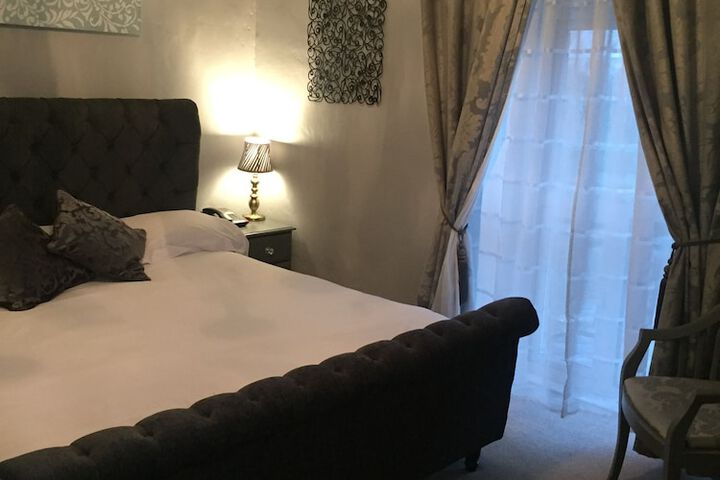 Room 8 of 45
