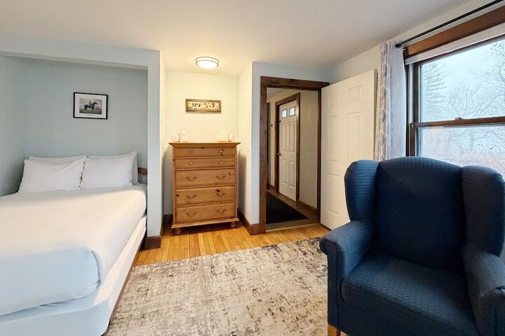 Room 110 of 331