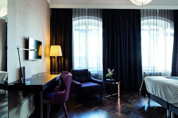 Room 36 of 65