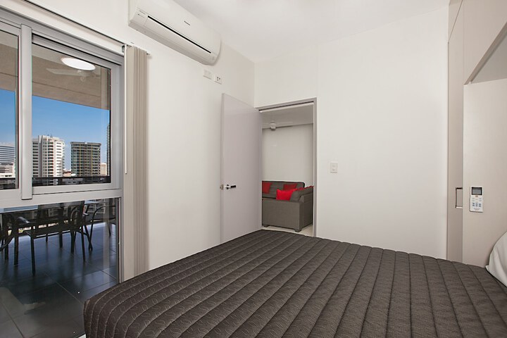 Room 6 of 55