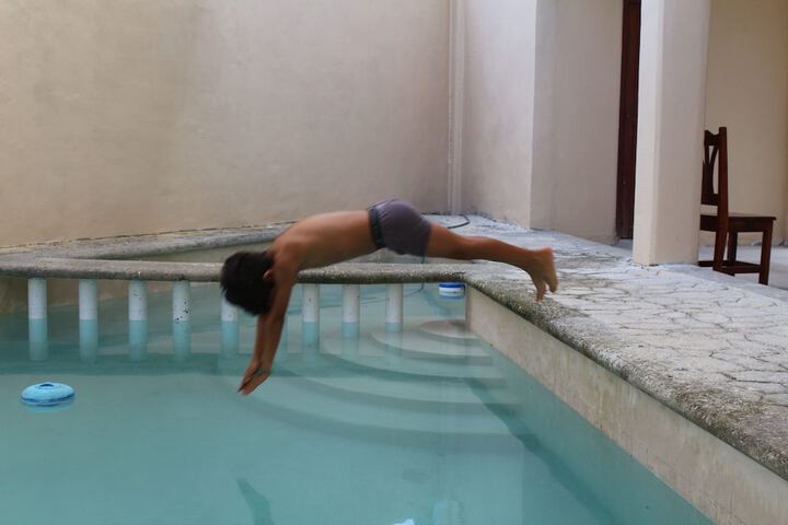 Pool 33 of 39