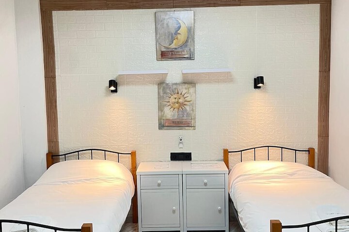 Room 55 of 121