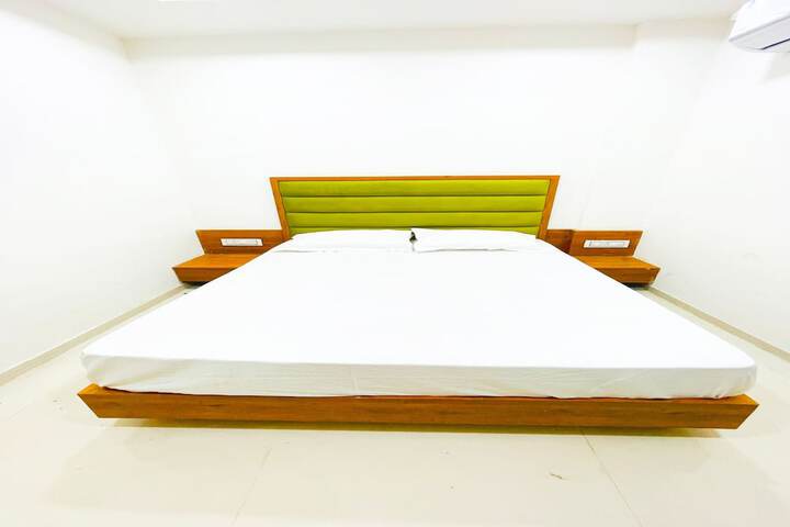 Room 19 of 43