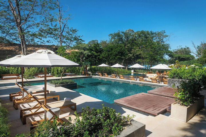 Pool 133 of 252