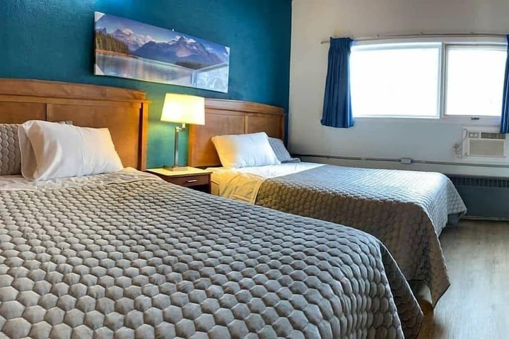 Room 3 of 20