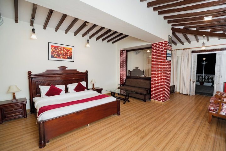 Room 14 of 174