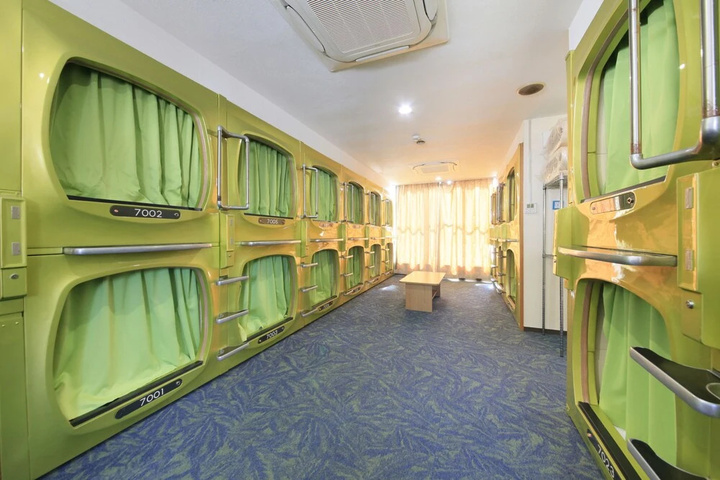 hotel_rooms