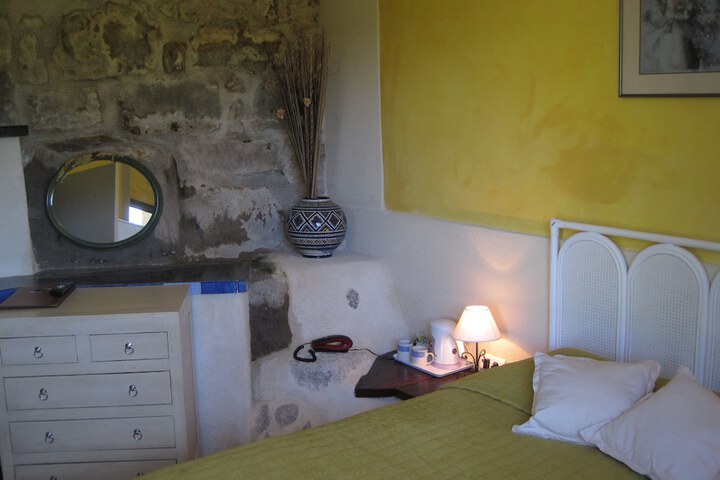 Room 17 of 45