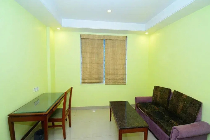 Room 13 of 22