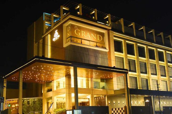 DNG The Grand Hotel