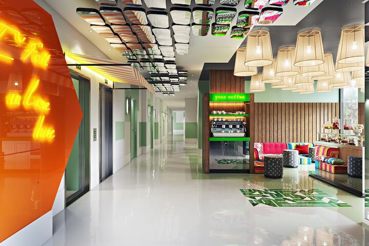 Guest Lobby