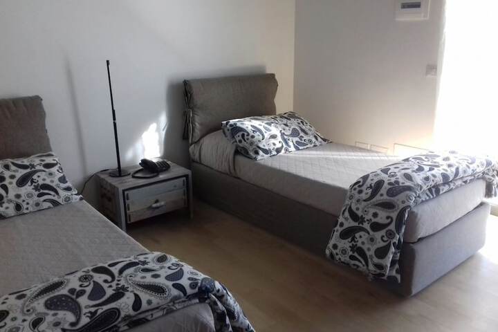 Room 8 of 43