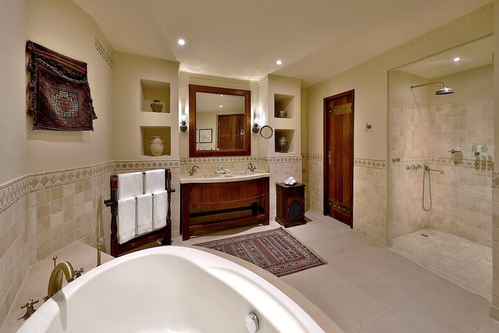 Bathroom Interior Photo