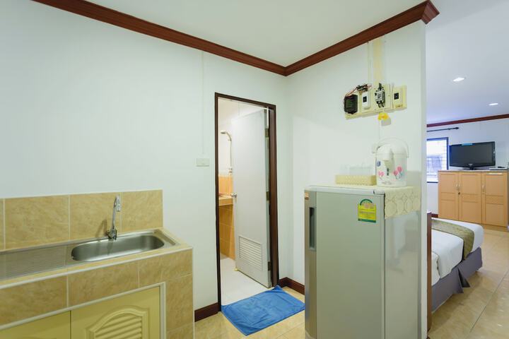 Room 95 of 208