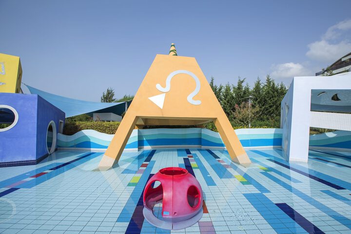 Pool 39 of 130