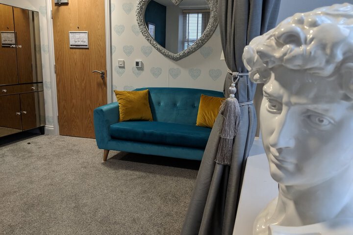 Room 26 of 164