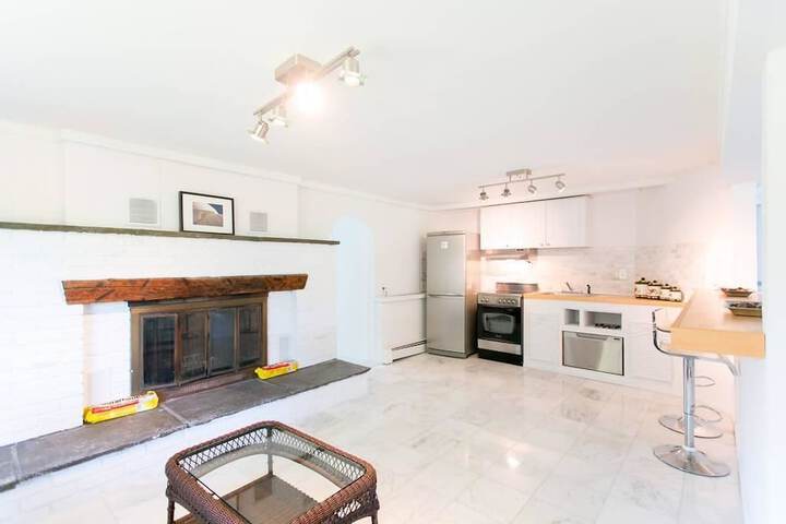 Hotel Interior 53 of 59