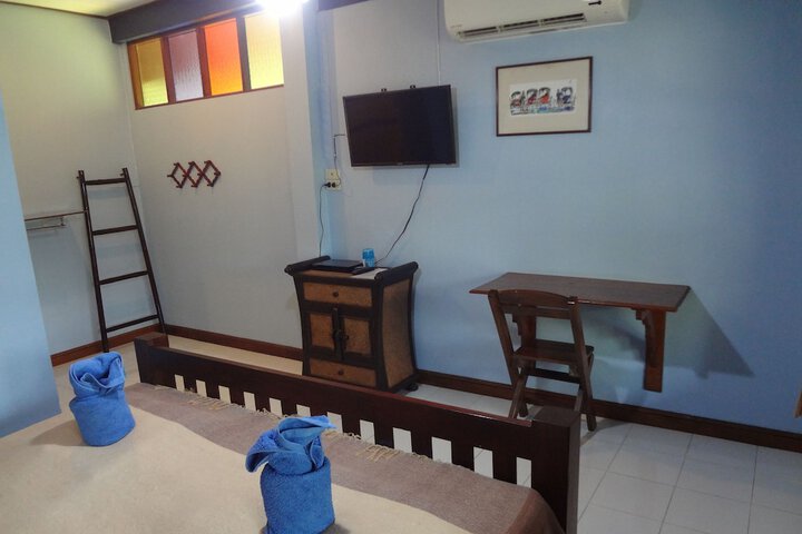 Room 12 of 55