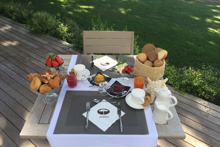 Breakfast/Coffee Service 64 of 78