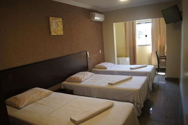 Room 13 of 44