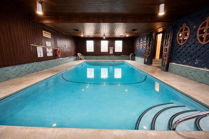 Pool 26 of 28