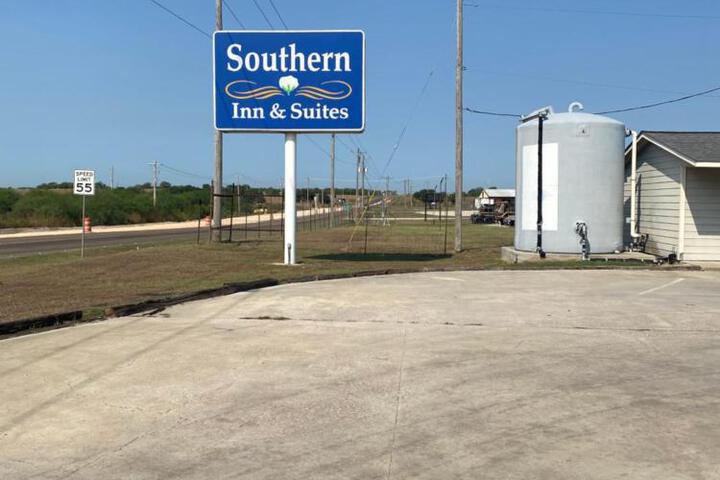 Image of Southern Inns & Suites now offering RV Spaces for rent