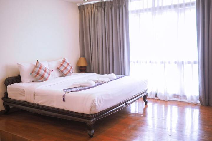 Room 14 of 66