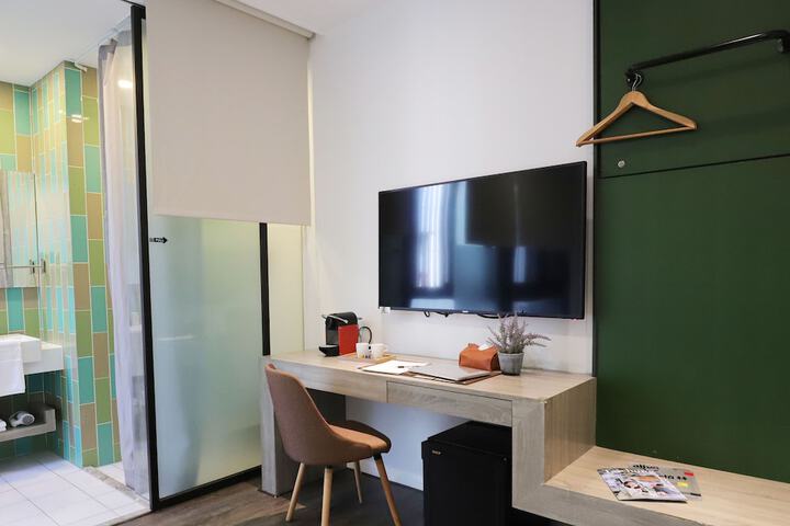 Room 44 of 117