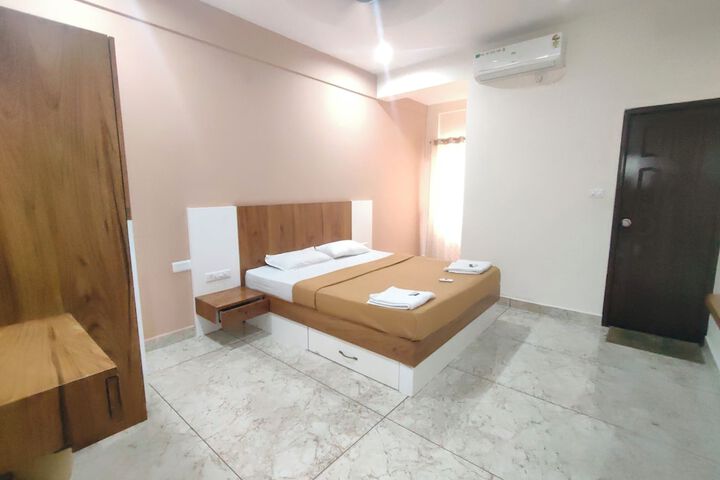 Room 7 of 36