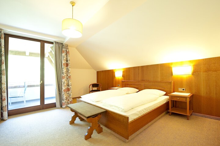 Room 21 of 44