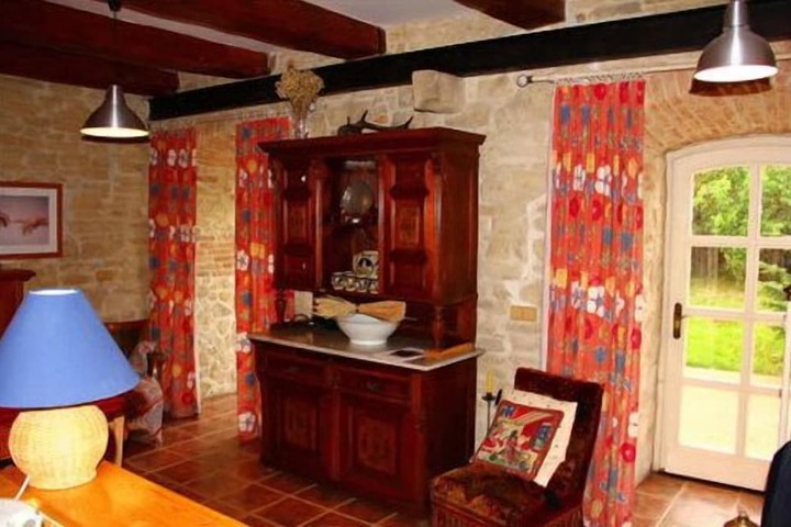 Room 28 of 113