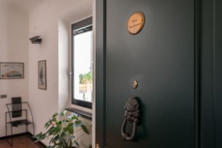 Room 32 of 101