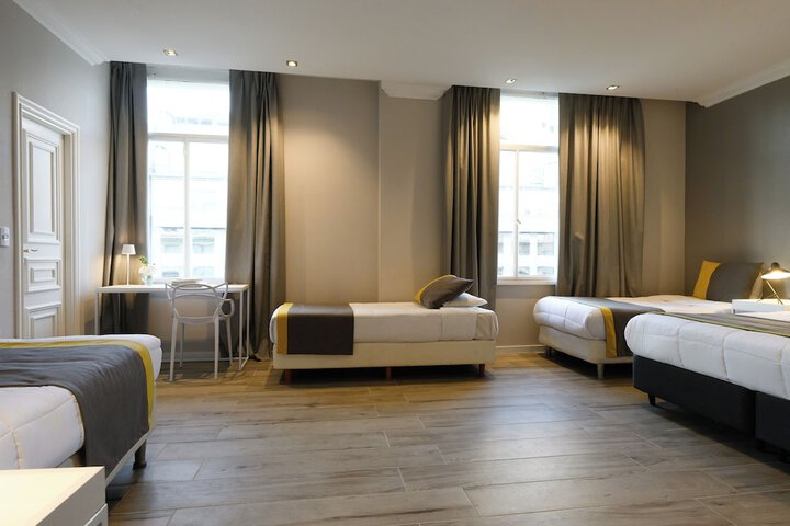 Room 34 of 71