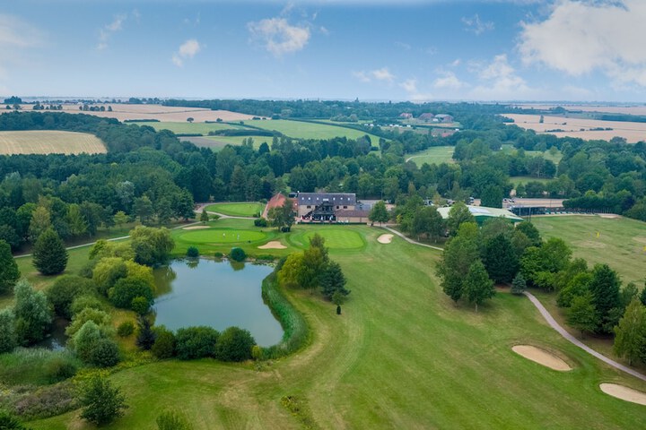 Lakeside Lodge Golf and Country Club