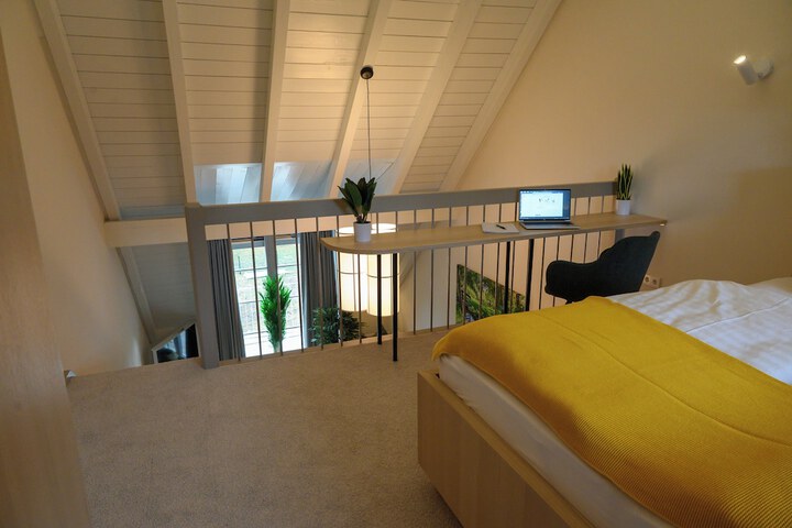 Room 25 of 64