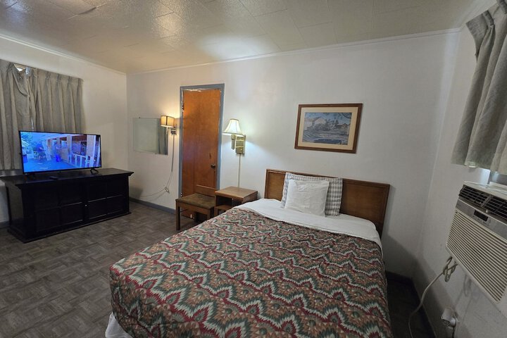 Room 16 of 87