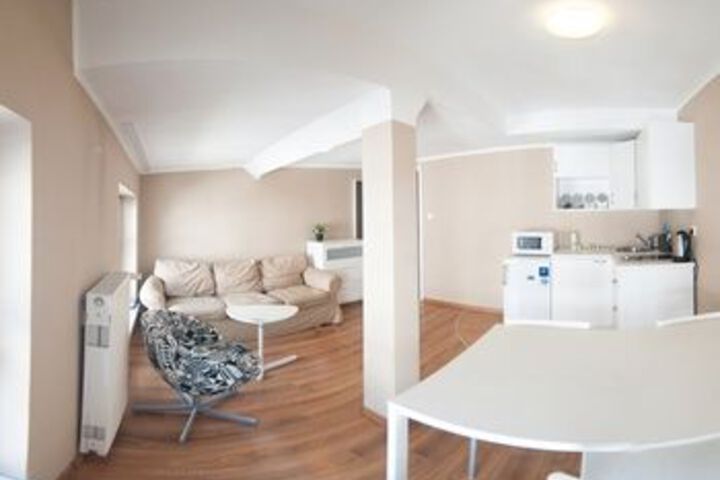 Room 34 of 50