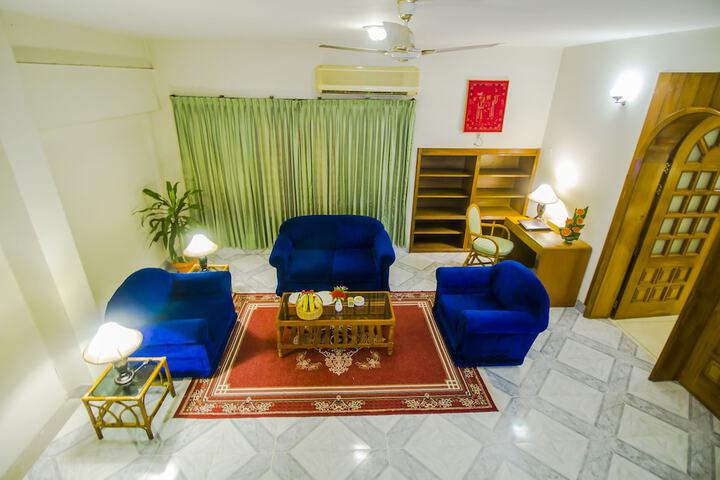 Room 33 of 71