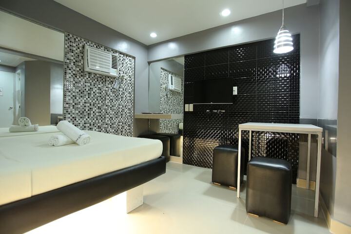 Room 2 of 15