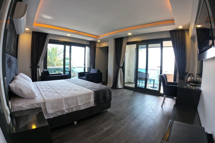 Room 7 of 22