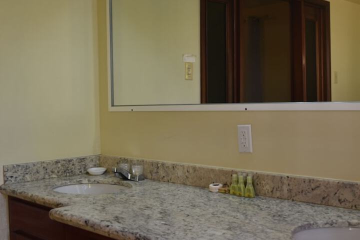 Room 80 of 157
