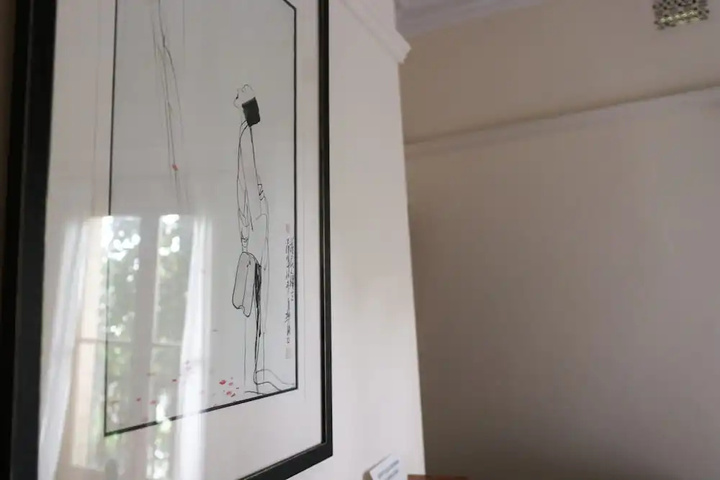 Room 10 of 22