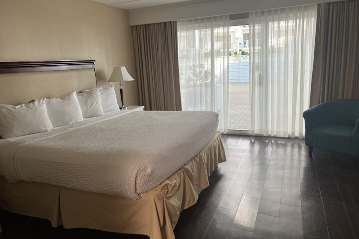 Room 62 of 153