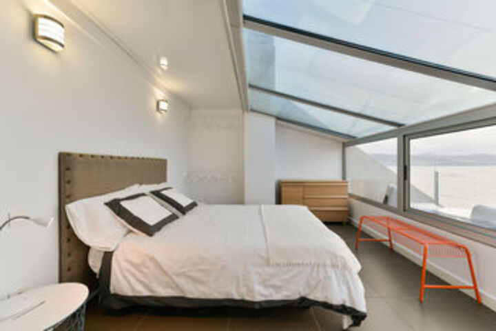 Room 14 of 27