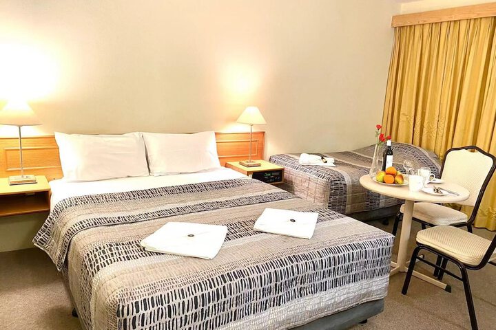 Room 10 of 47