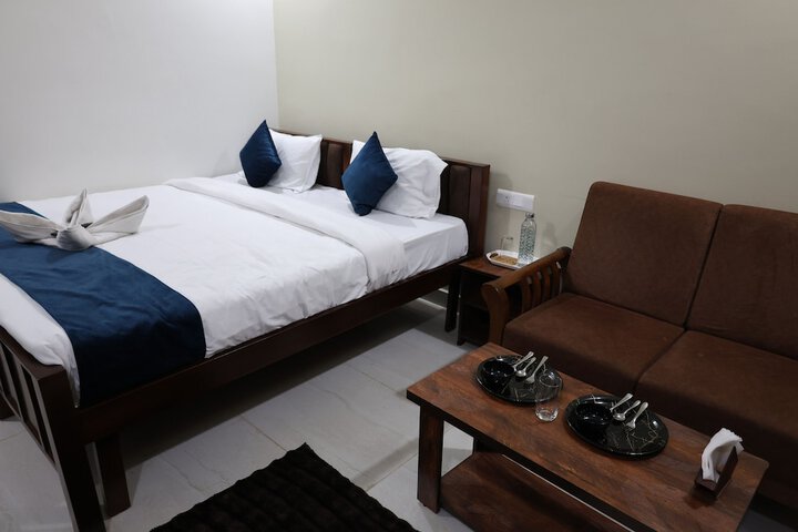 Room 5 of 23