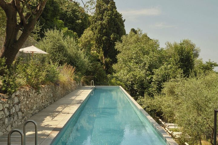 Pool 128 of 187