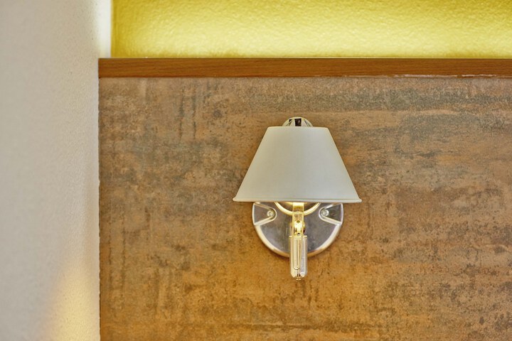 Room 48 of 58