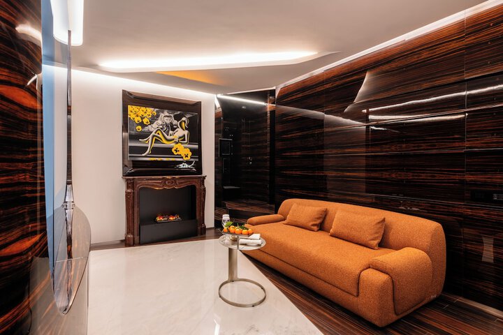 Room 56 of 105