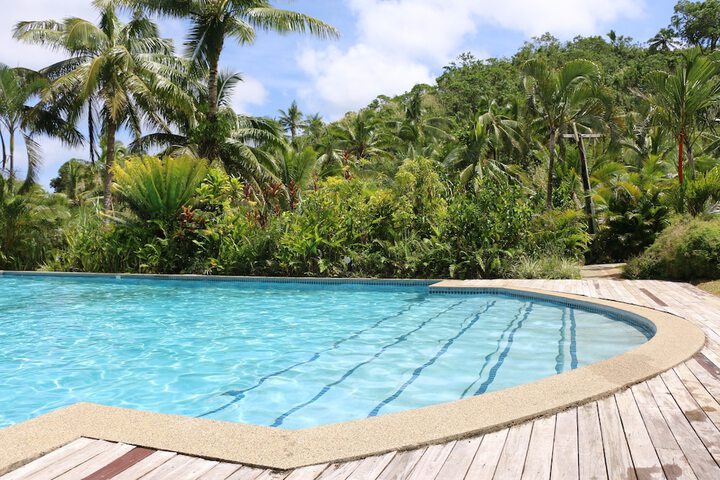 Pool 50 of 103
